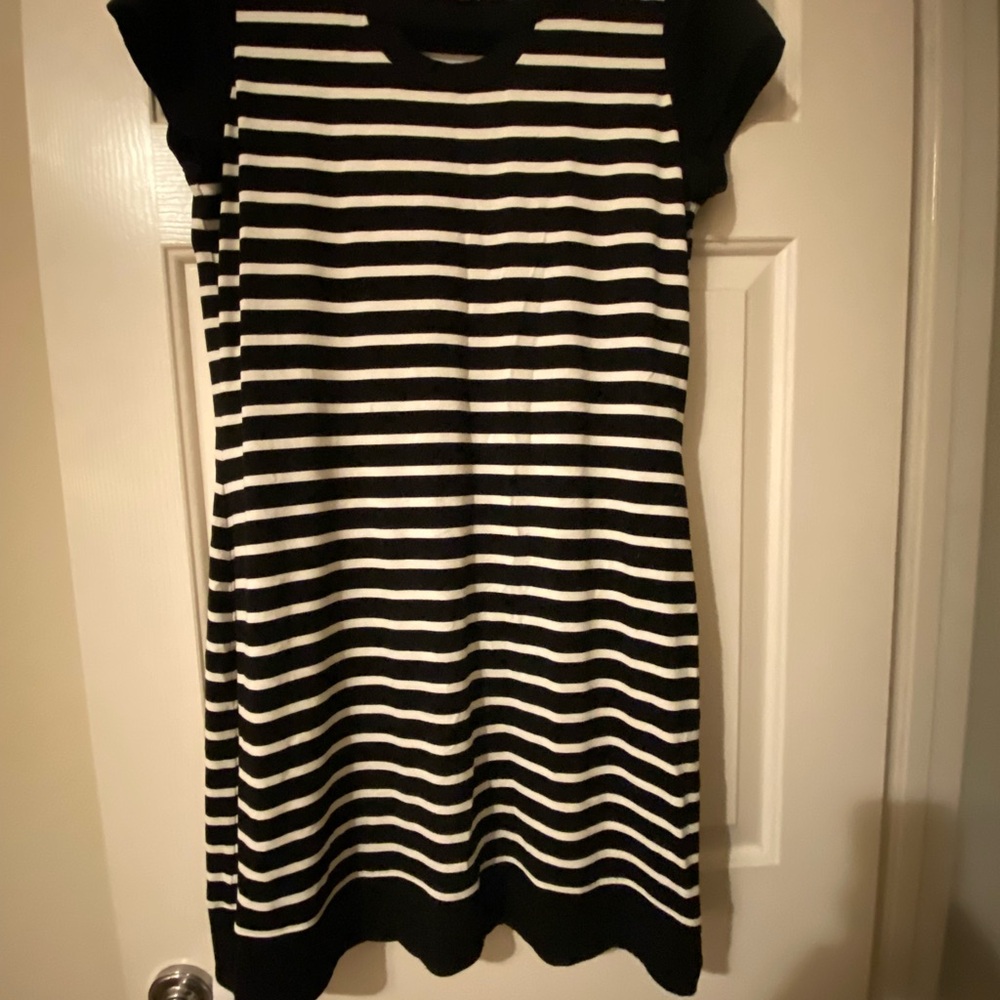 White House Black Market Monochrome Striped Top